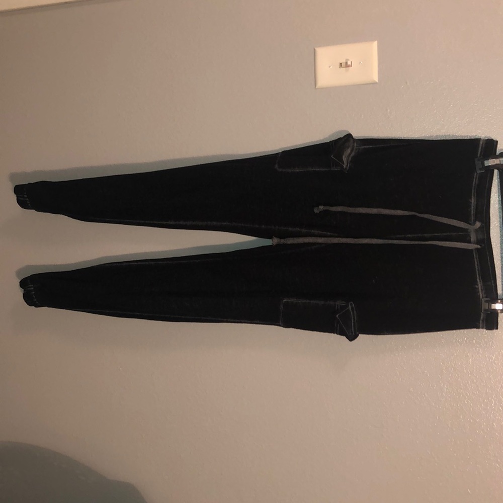 Long joggers with pockets